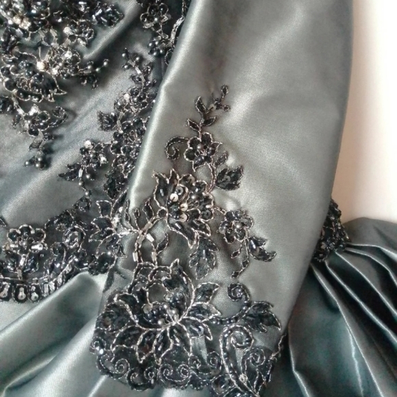 Mother of the Bride Formal Dress Size 12 - Picture 6 of 12